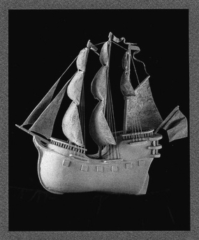 Handspan Theatre & Back-to-Back Mind's Eye model of a sailing boat